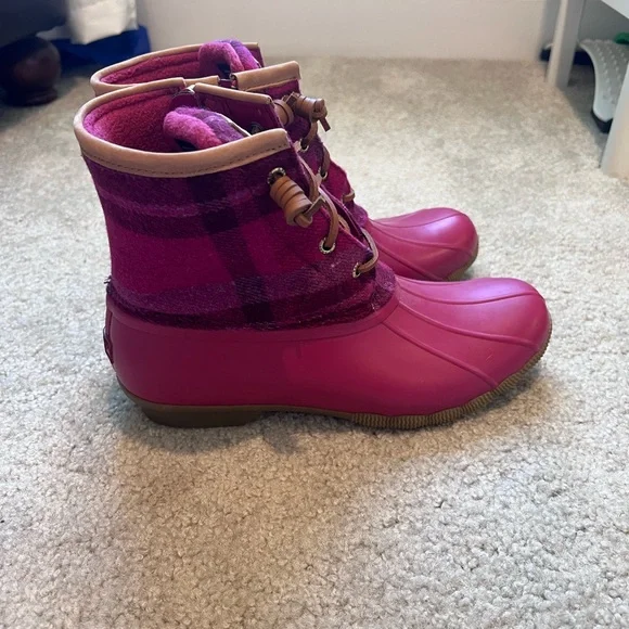 Sperry Women’s Pink Duck Boots - Picture 2 of 7